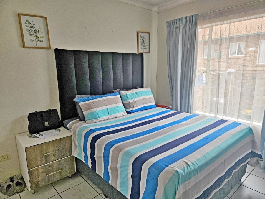 2 Bedroom Property for Sale in Birchleigh Gauteng