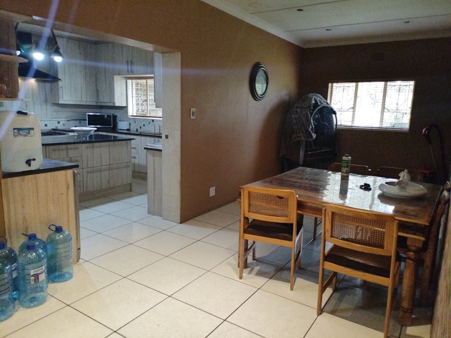 4 Bedroom Property for Sale in Selcourt Gauteng