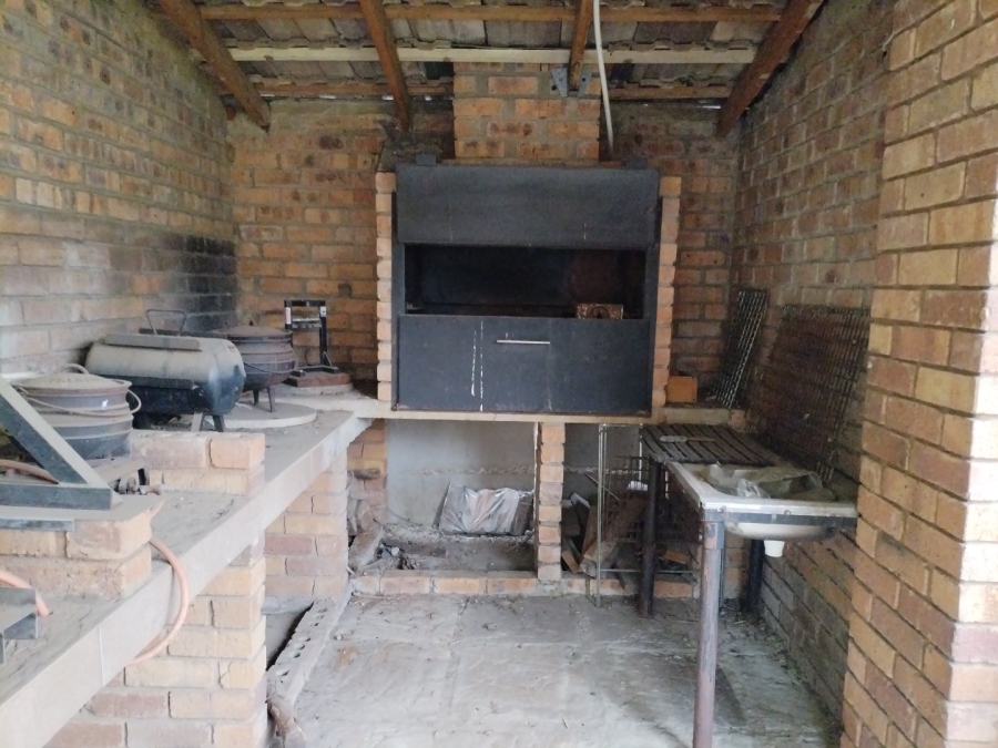 4 Bedroom Property for Sale in Selcourt Gauteng