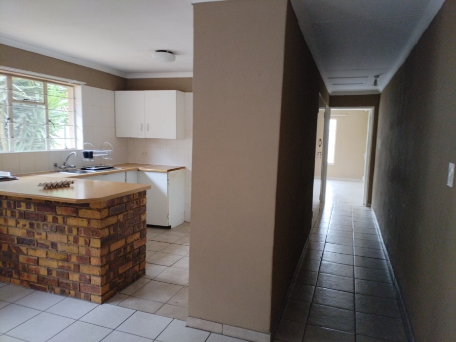 4 Bedroom Property for Sale in Selcourt Gauteng