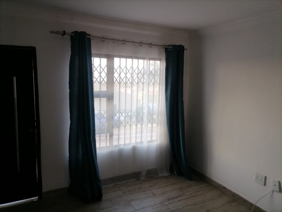 3 Bedroom Property for Sale in Amandasig Gauteng
