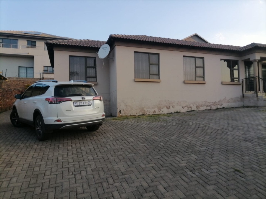 3 Bedroom Property for Sale in Amandasig Gauteng