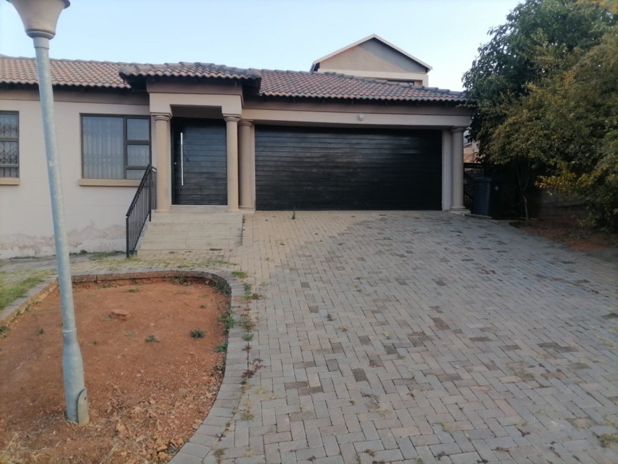 3 Bedroom Property for Sale in Amandasig Gauteng