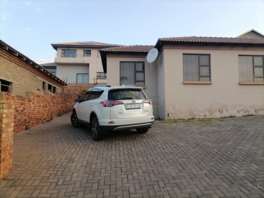 3 Bedroom Property for Sale in Amandasig Gauteng