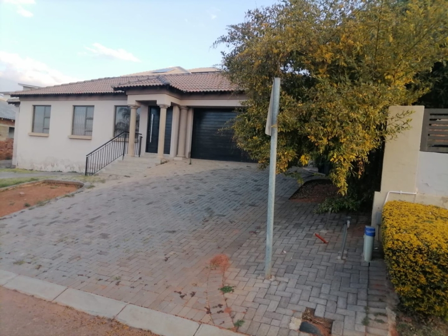 3 Bedroom Property for Sale in Amandasig Gauteng