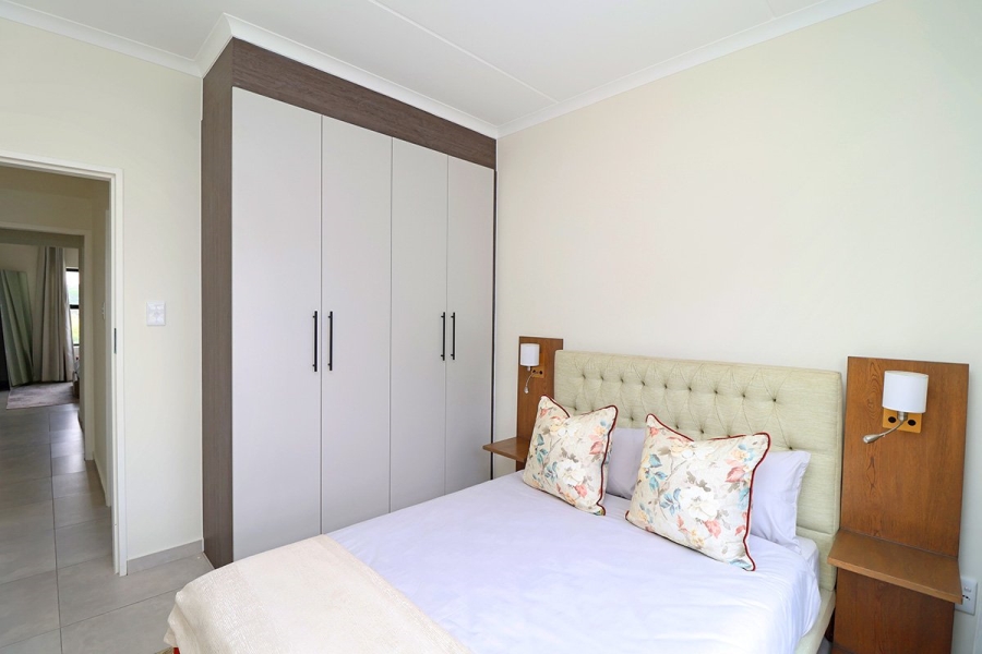 To Let 2 Bedroom Property for Rent in Fourways Gauteng