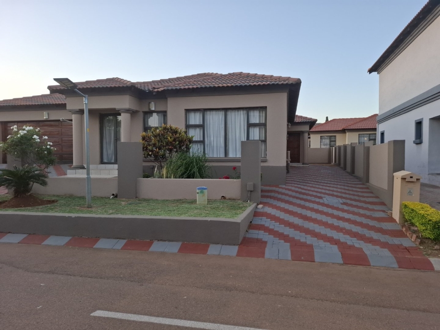 3 Bedroom Property for Sale in Amandasig Gauteng
