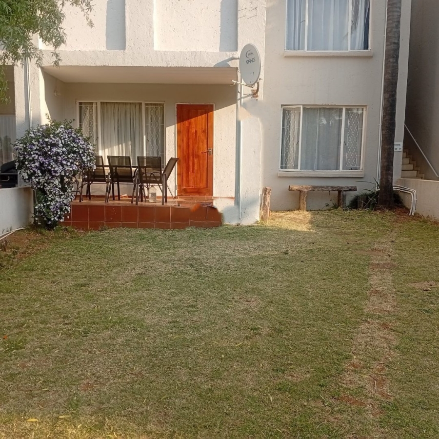 2 Bedroom Property for Sale in Glen Marais Gauteng