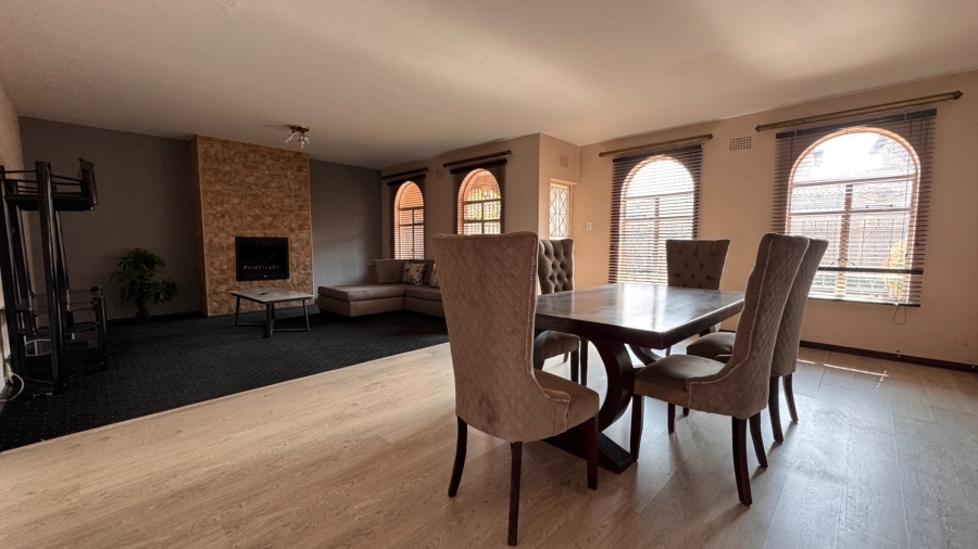 3 Bedroom Property for Sale in Three Rivers Proper Gauteng