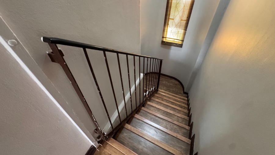 3 Bedroom Property for Sale in Three Rivers Proper Gauteng