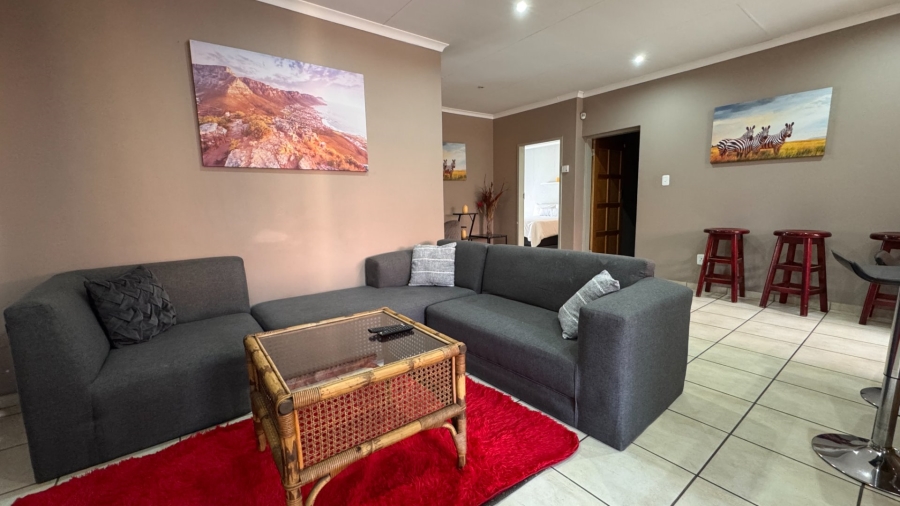 2 Bedroom Property for Sale in Three Rivers Proper Gauteng