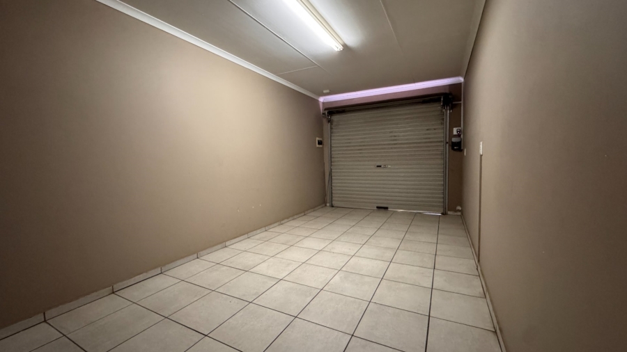 2 Bedroom Property for Sale in Three Rivers Proper Gauteng
