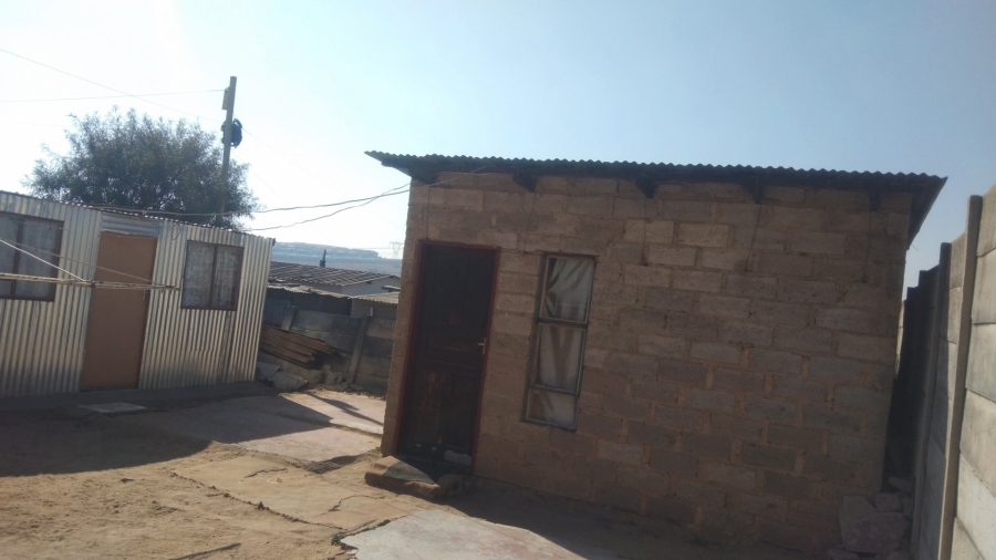 2 Bedroom Property for Sale in Olievenhoutbosch Gauteng