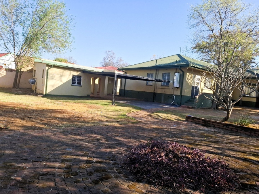 To Let 3 Bedroom Property for Rent in Colbyn Gauteng