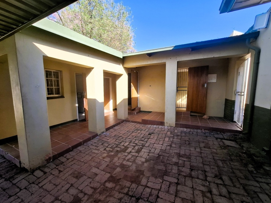 To Let 3 Bedroom Property for Rent in Colbyn Gauteng