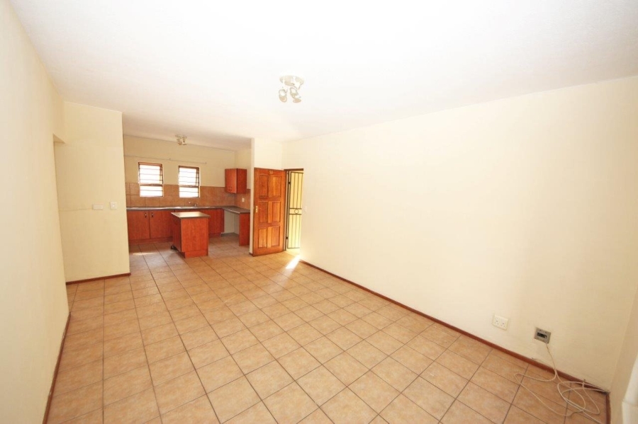2 Bedroom Property for Sale in Erand Gardens Gauteng