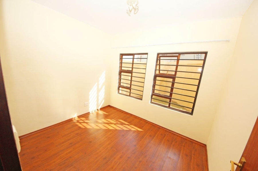 2 Bedroom Property for Sale in Erand Gardens Gauteng