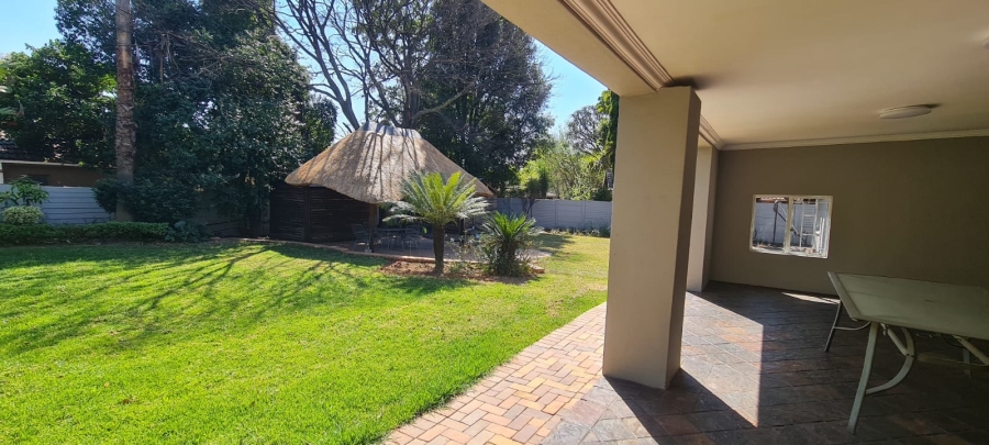 4 Bedroom Property for Sale in Garsfontein Gauteng