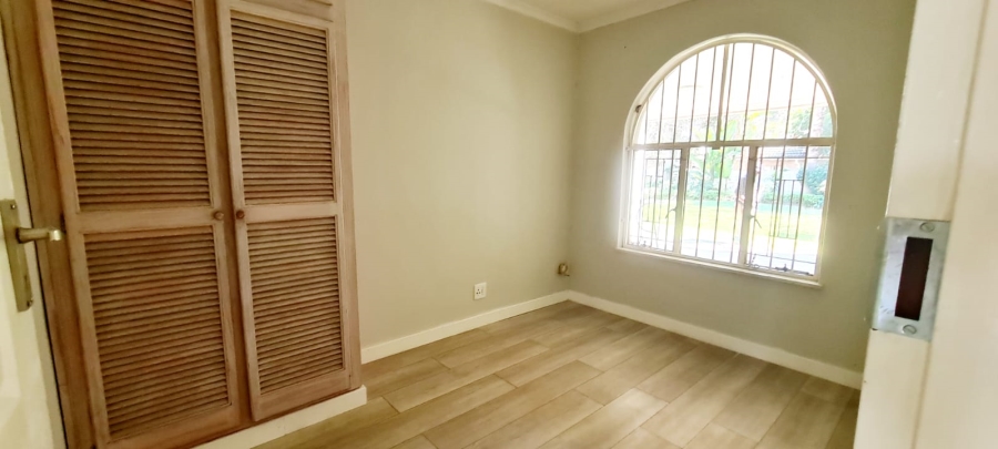 4 Bedroom Property for Sale in Garsfontein Gauteng
