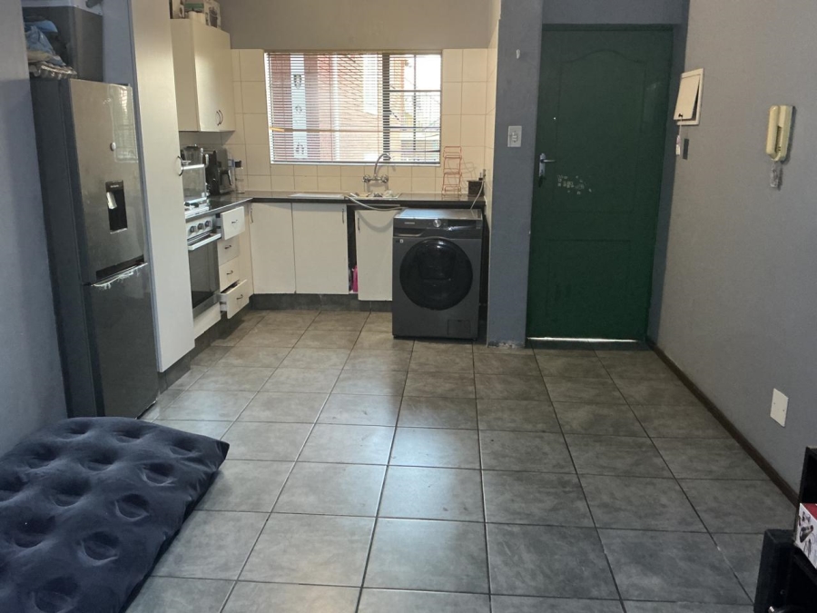  Bedroom Property for Sale in Halfway Gardens Gauteng