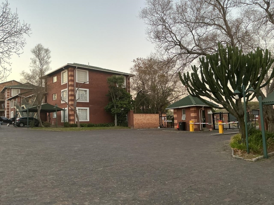  Bedroom Property for Sale in Halfway Gardens Gauteng