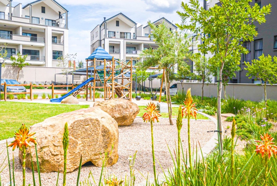 To Let 1 Bedroom Property for Rent in Waterfall Heights Gauteng
