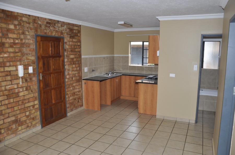 To Let 2 Bedroom Property for Rent in Wonderboom South Gauteng