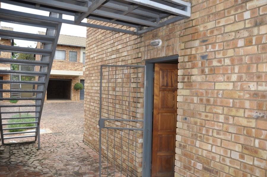 To Let 2 Bedroom Property for Rent in Wonderboom South Gauteng