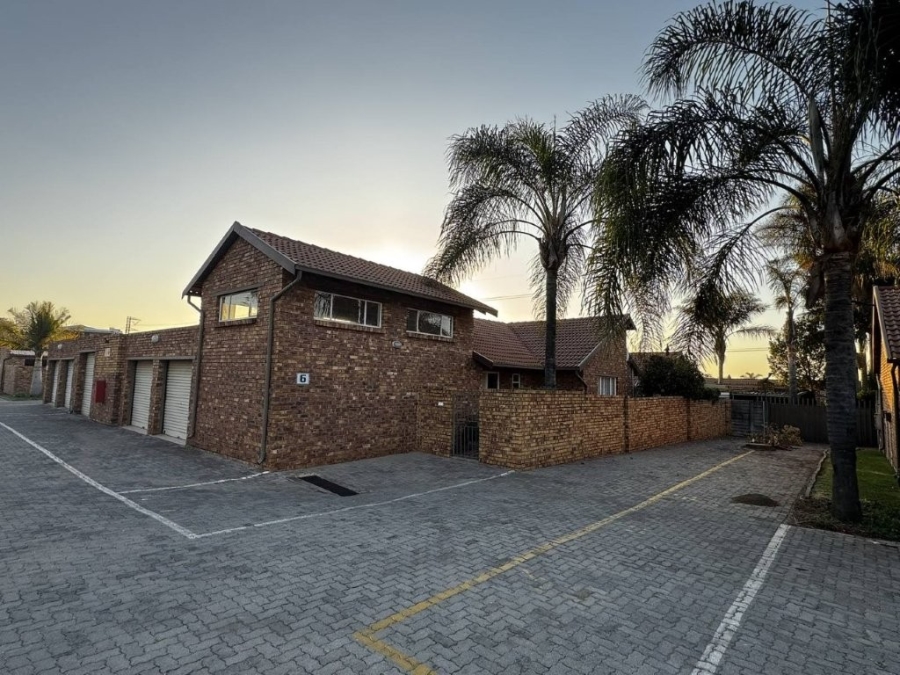 3 Bedroom Property for Sale in Terenure Gauteng