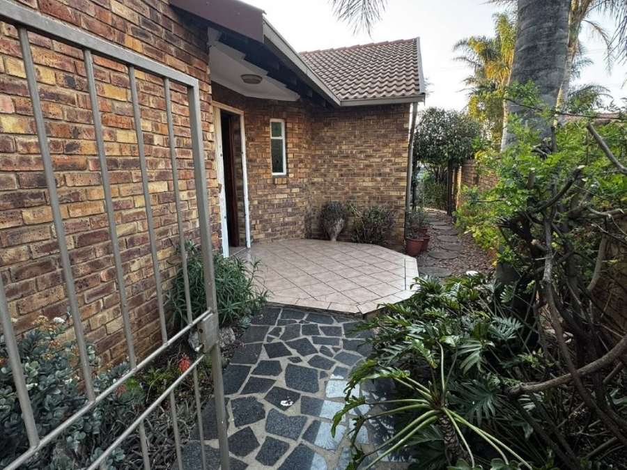 3 Bedroom Property for Sale in Terenure Gauteng