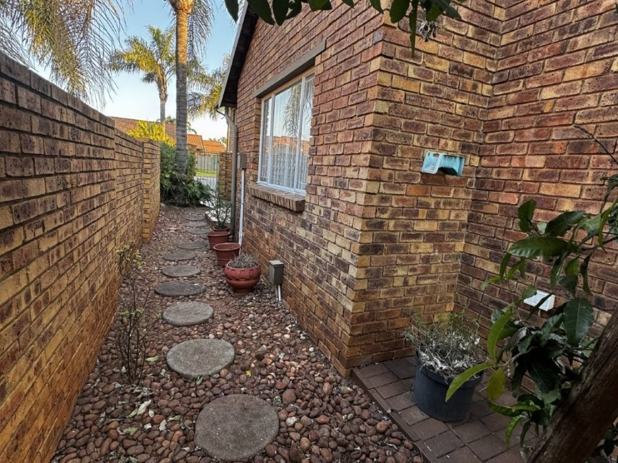 3 Bedroom Property for Sale in Terenure Gauteng