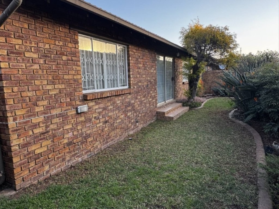 3 Bedroom Property for Sale in Terenure Gauteng
