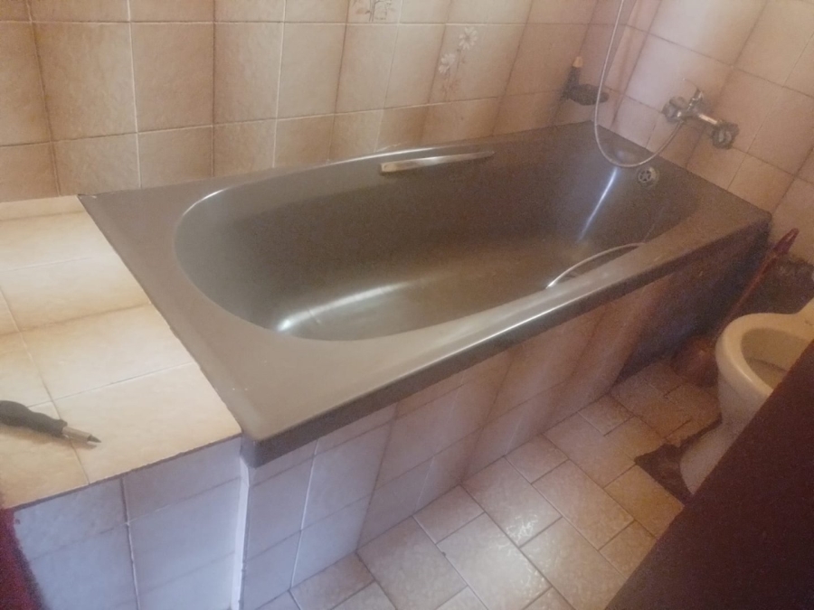 2 Bedroom Property for Sale in Vosloorus Gauteng
