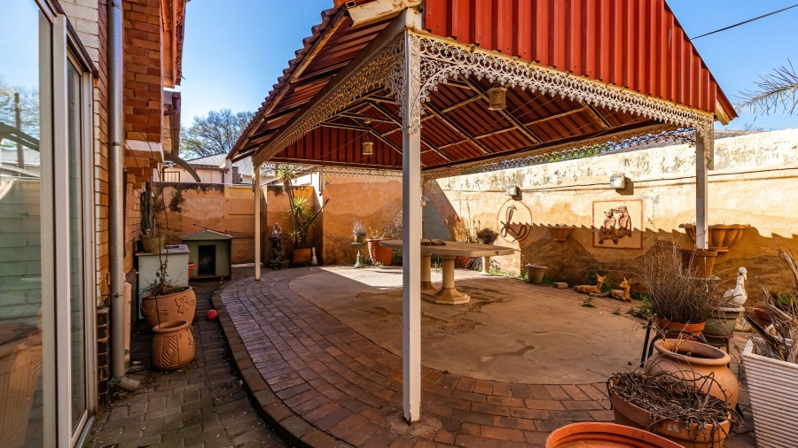 3 Bedroom Property for Sale in Rosettenville Gauteng