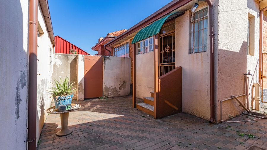 3 Bedroom Property for Sale in Rosettenville Gauteng
