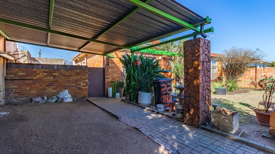 3 Bedroom Property for Sale in Rosettenville Gauteng
