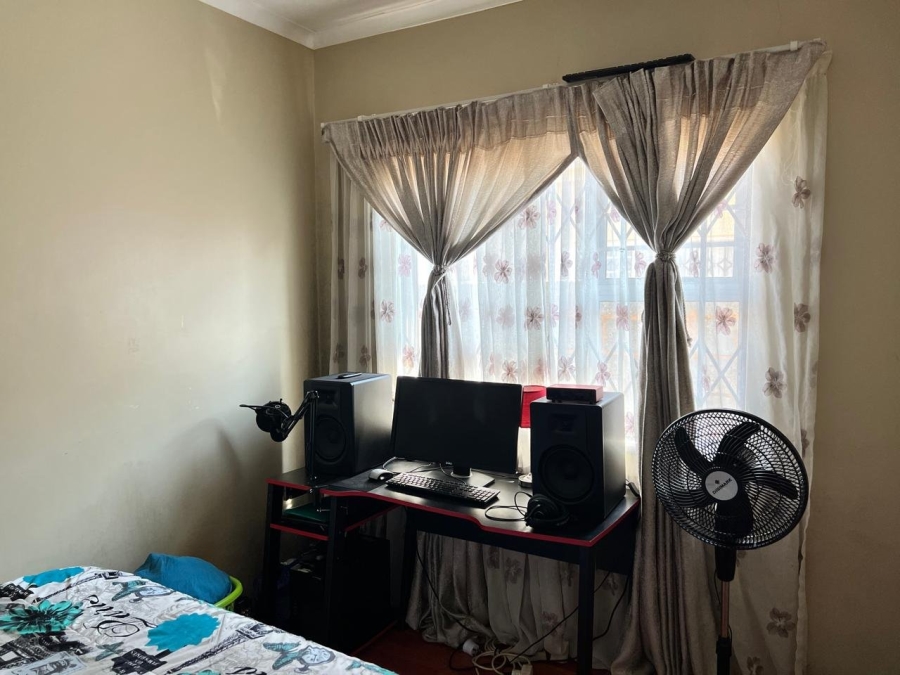 2 Bedroom Property for Sale in Salfin Gauteng