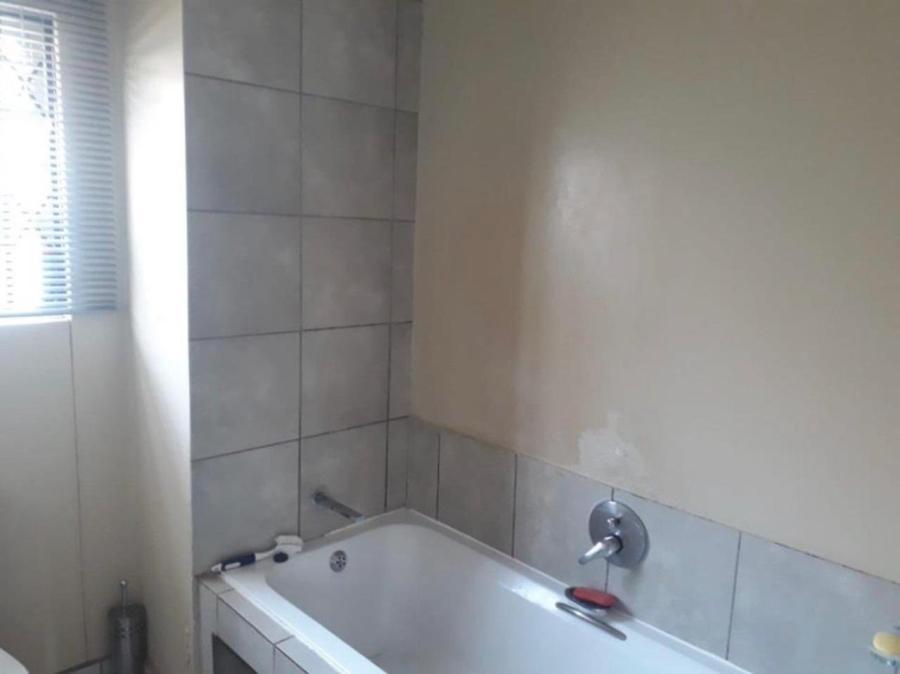2 Bedroom Property for Sale in Salfin Gauteng