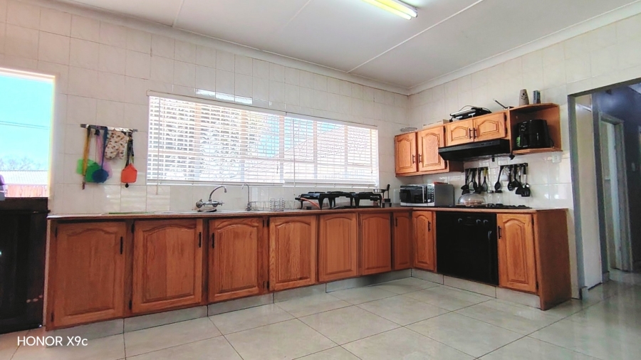 4 Bedroom Property for Sale in Risiville Gauteng