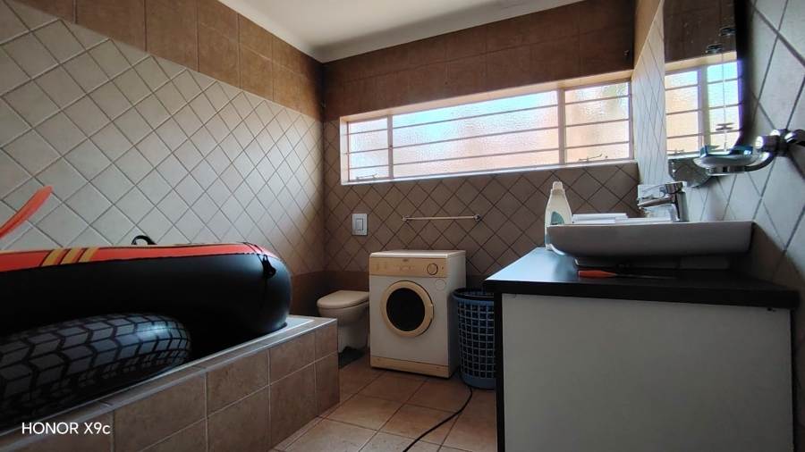 4 Bedroom Property for Sale in Risiville Gauteng