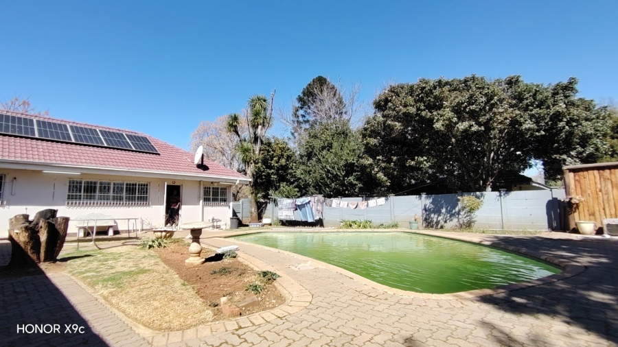 4 Bedroom Property for Sale in Risiville Gauteng