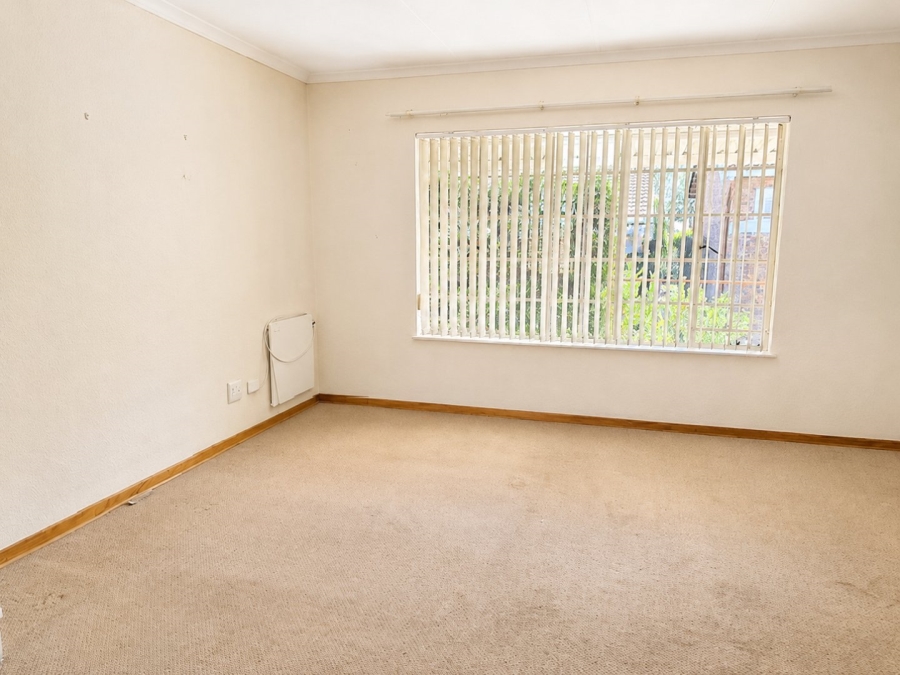 2 Bedroom Property for Sale in Honeydew Manor Gauteng
