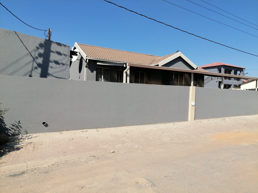 3 Bedroom Property for Sale in Ebony Park Gauteng