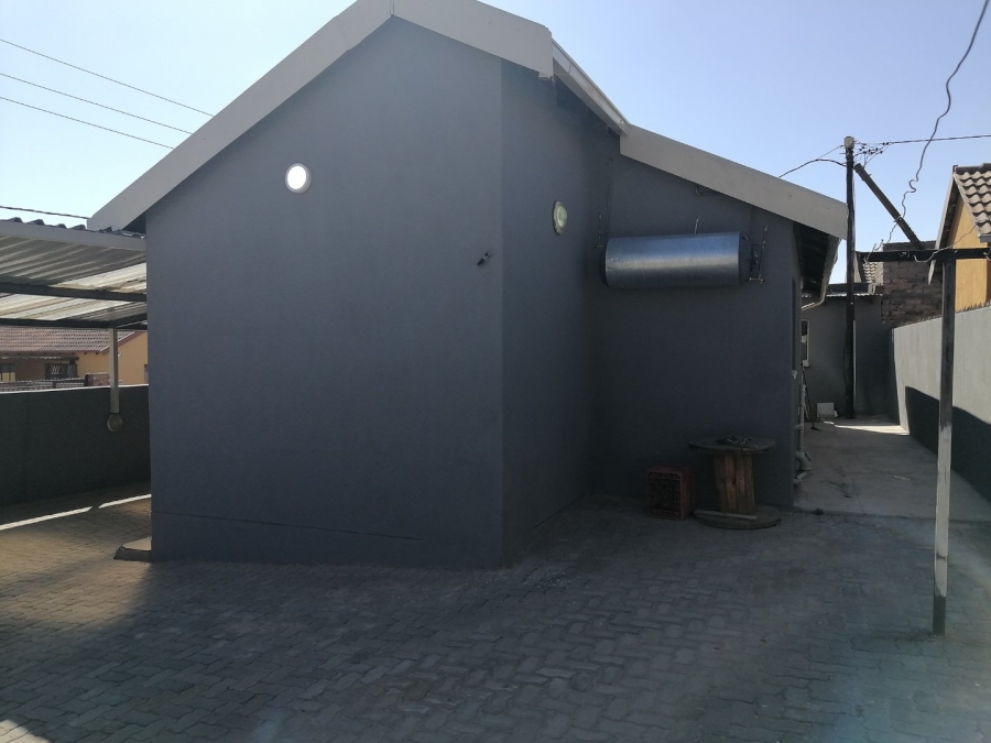 3 Bedroom Property for Sale in Ebony Park Gauteng