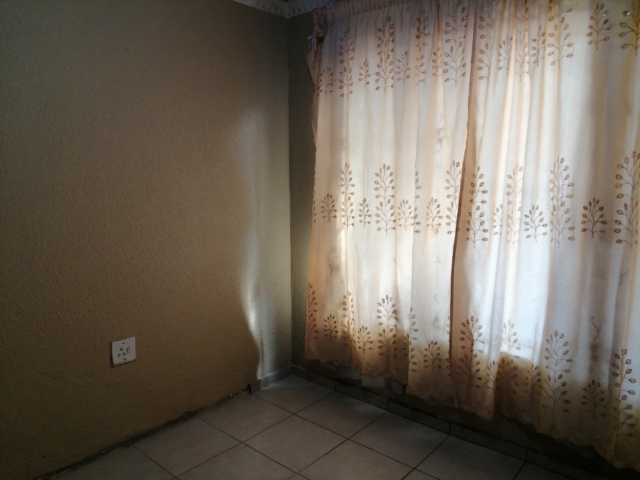 3 Bedroom Property for Sale in Ebony Park Gauteng