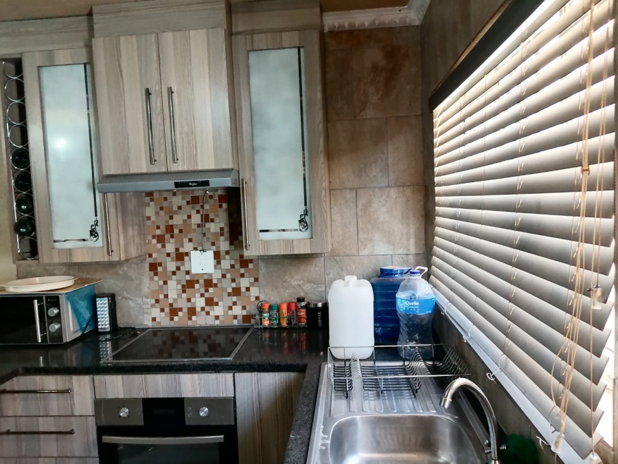 3 Bedroom Property for Sale in Ebony Park Gauteng