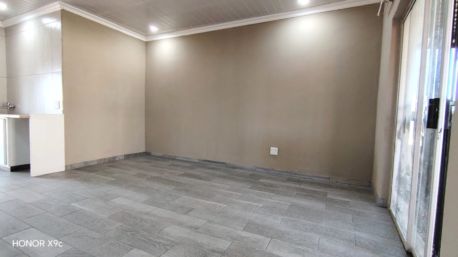 3 Bedroom Property for Sale in Rothdene Gauteng