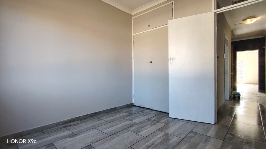 3 Bedroom Property for Sale in Rothdene Gauteng