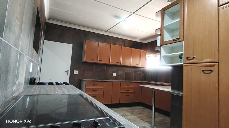 3 Bedroom Property for Sale in Rothdene Gauteng
