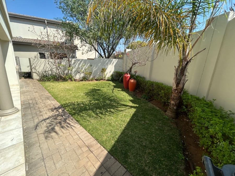To Let 3 Bedroom Property for Rent in Kyalami Hills Gauteng
